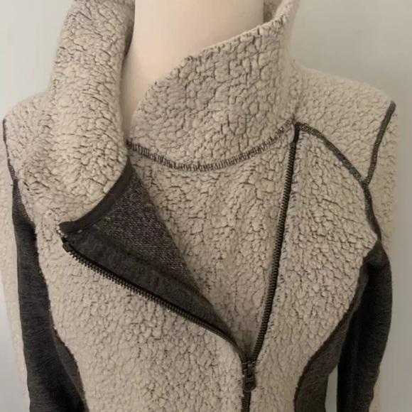 KUHL KOZET LONG Women's Fleece Jacket Wool Full Zip Offset Zipper Sz M Pockets - Picture 7 of 8